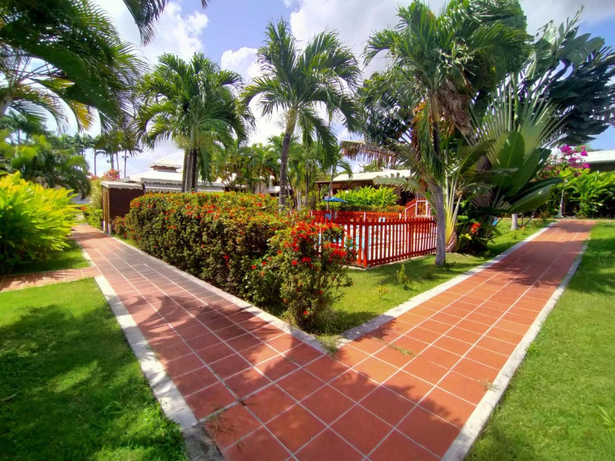 Maison Charmante A Plessis Nogent Avec Piscine Partagee Villa Sainte-Rose Buitenkant foto